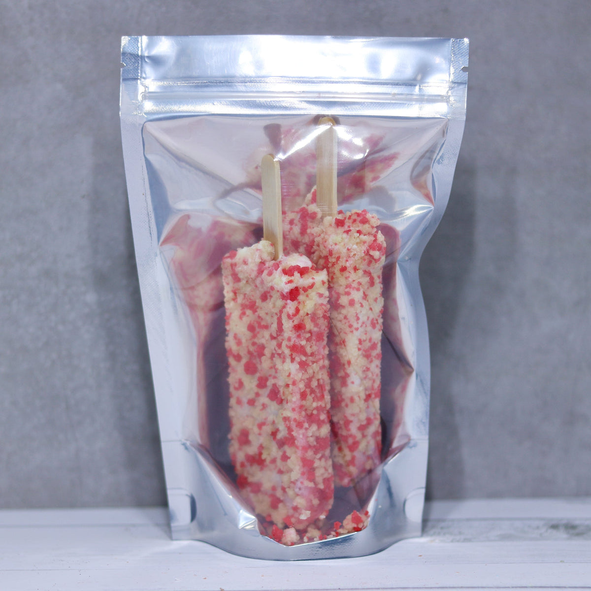 Freeze Dried Ice Cream Popsicle (Chocolate Eclair, Strawberry Shortcake)