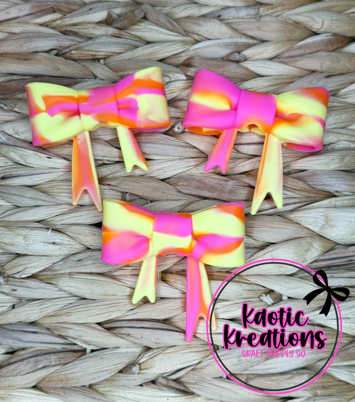 D80 BEADABLE JUMBO SILICONE BOW PINK/ORANGE/YELLOW SWIRL (1ct)