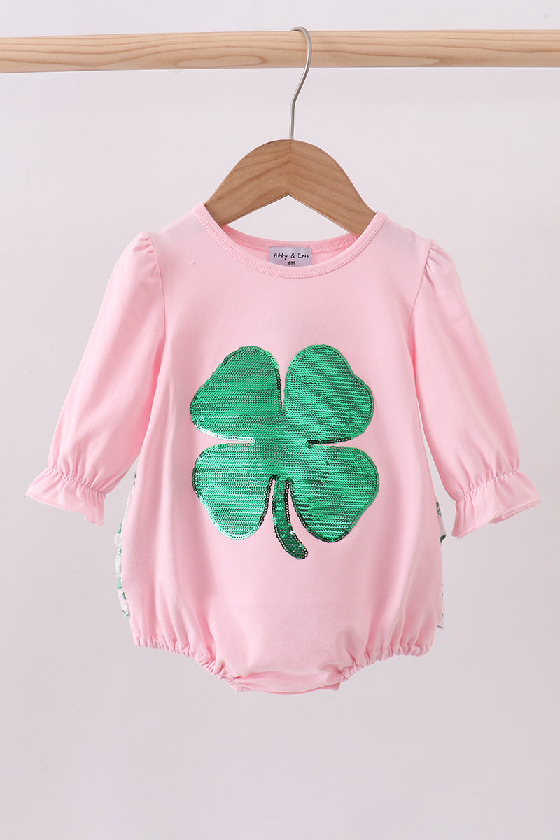 Pink clover glitter ruffle bubble
