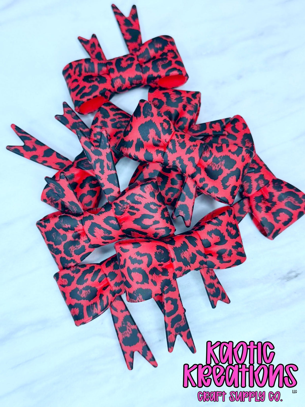 D71 BEADABLE JUMBO SILICONE BOW RED LEOPARD (1ct)