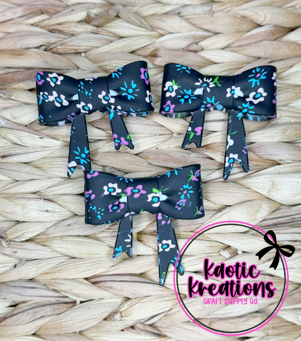 D78 BEADABLE JUMBO SILICONE BOW BRIGHT FLORAL (1ct)